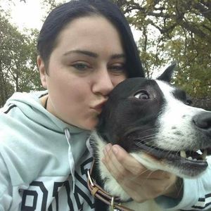 Meet your Posher, Elyse